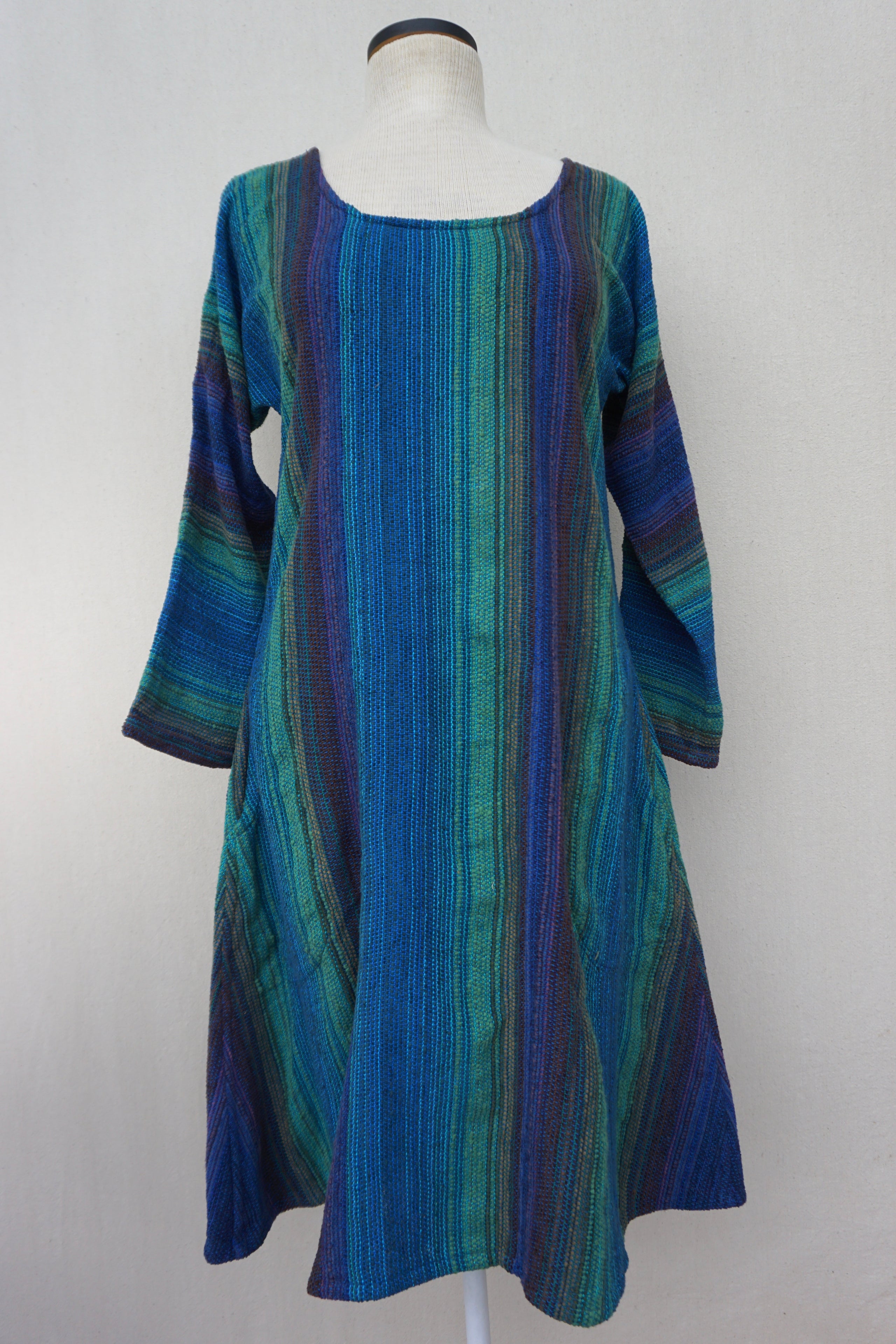 Peacock clothes celo online